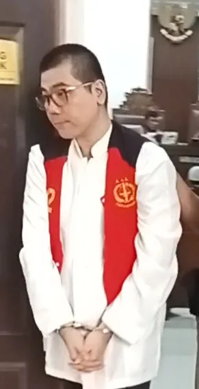 SIDANG PERKARA LOUIS IWAN SANTOSO KE-3 GAGAL DILANJUTKAN KARENA 'MIST COMMUNICATION' ANTARA SAKSI JPU DENGAN JPU