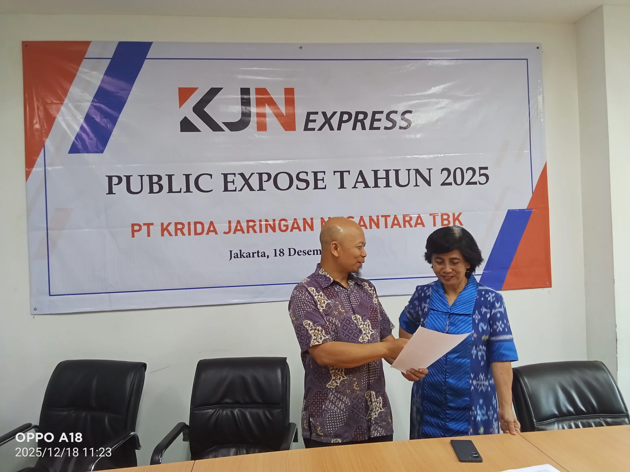 PT KRIDA JARINGAN NUSANTARA TBK MENGHADAPI TANTANGAN PENJUALAN, NAMUN TETAP MENCATATKAN LABA