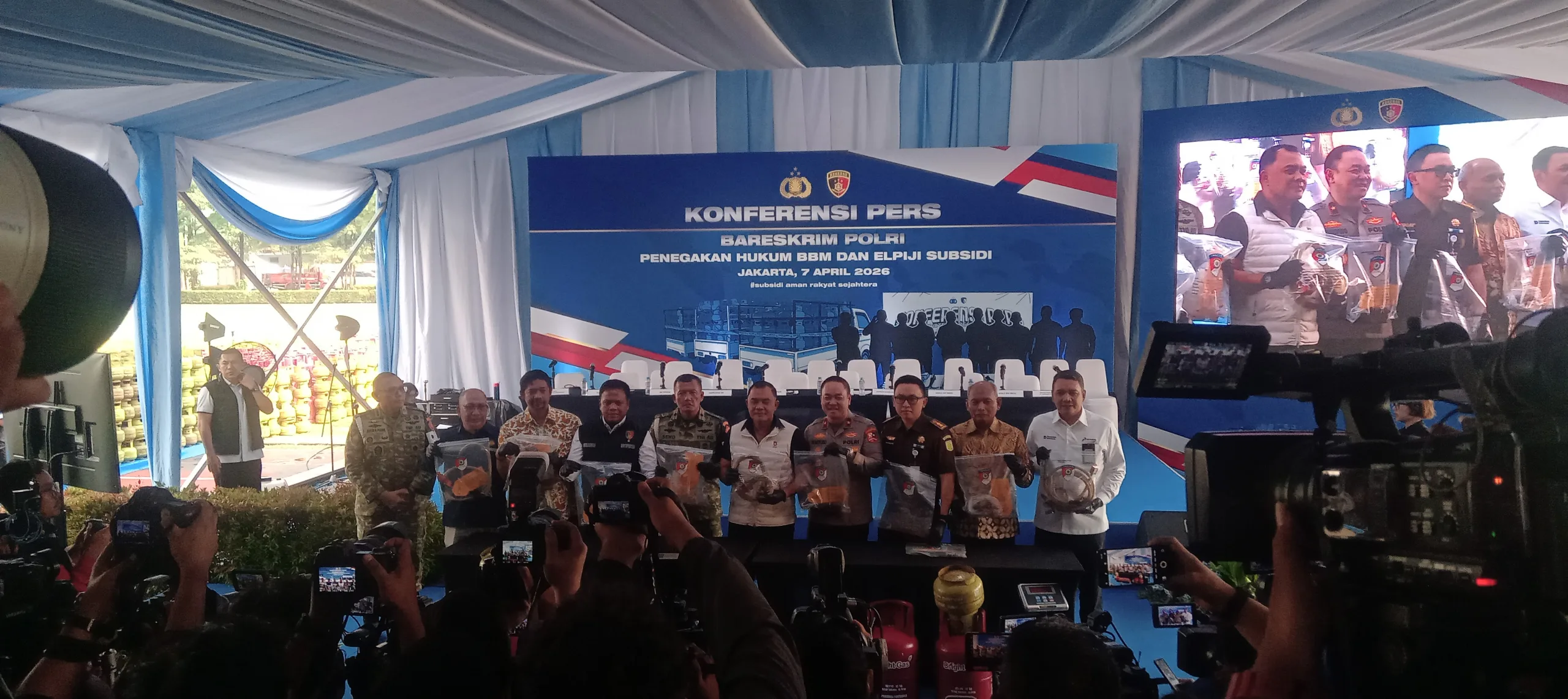 Bareskrim Polri Gelar Konferensi Pers